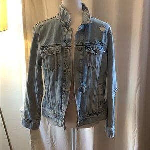 Old Navy Denim Jacket 👖